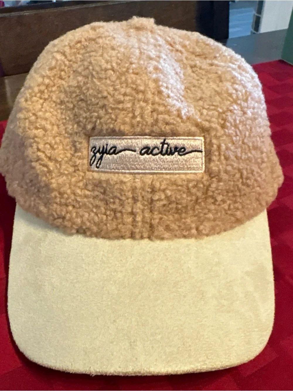 Beige Sherpa Cap women’s